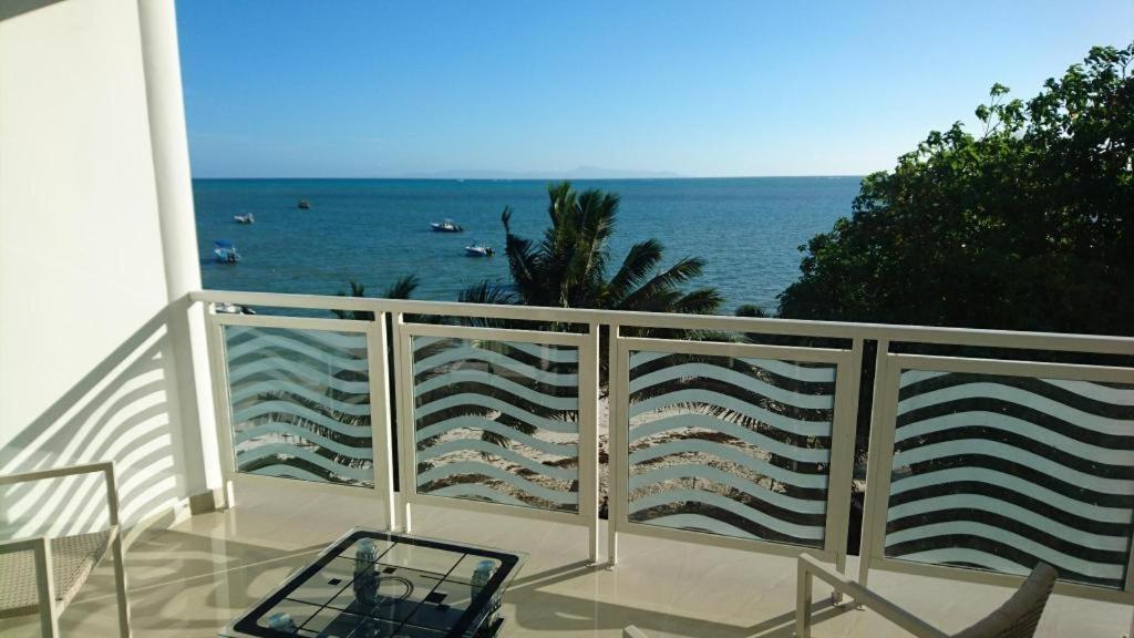 Diamond Plaza Hotel Grand Anse  ภายนอก รูปภาพ