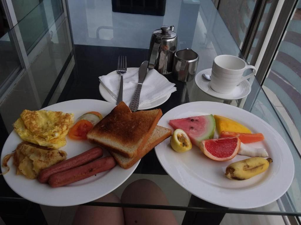 Diamond Plaza Hotel Grand Anse  ภายนอก รูปภาพ